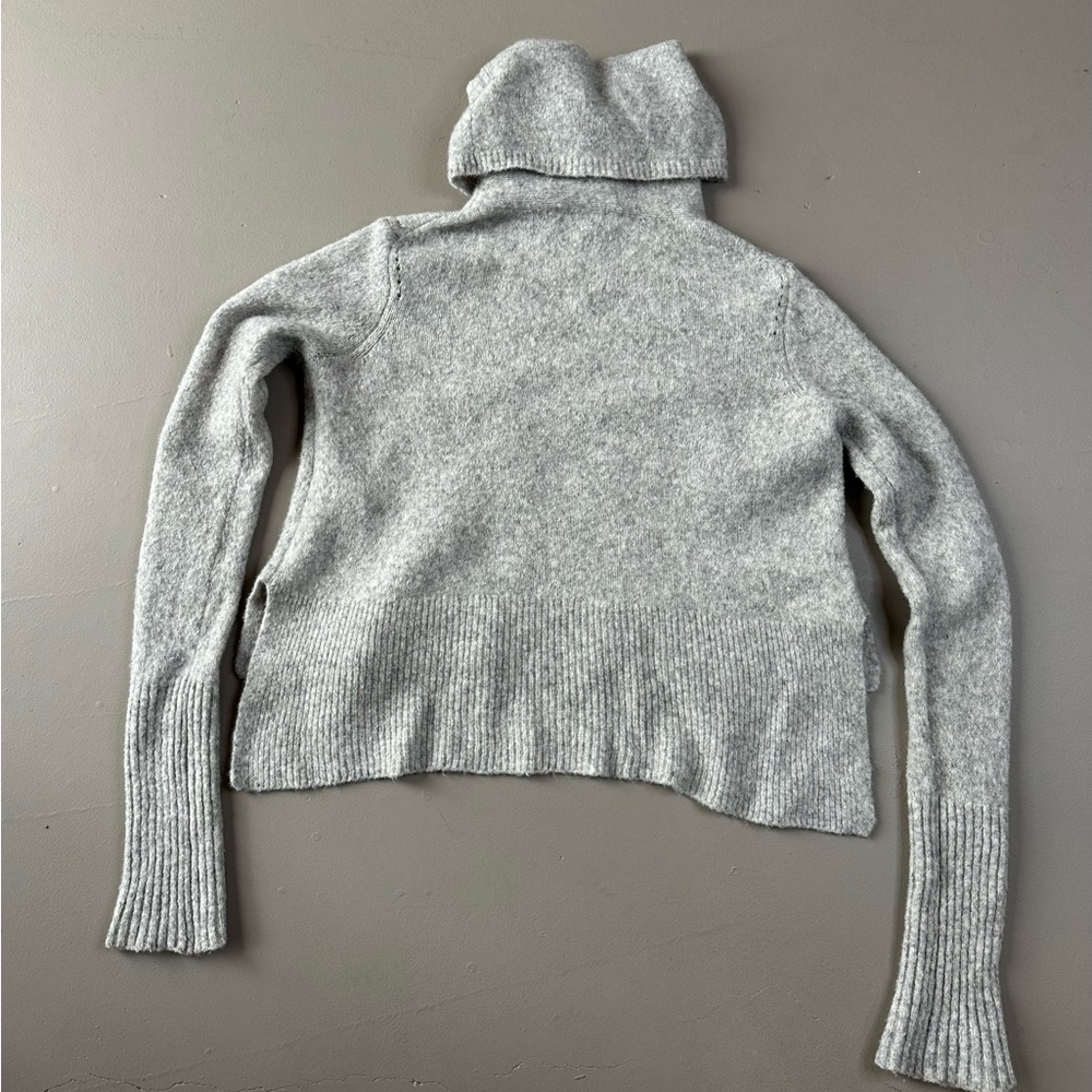 AllSaints Gray Wool Yak Blend Cropped Turtleneck Sweater Small Soft Knit - Picture 5 of 5